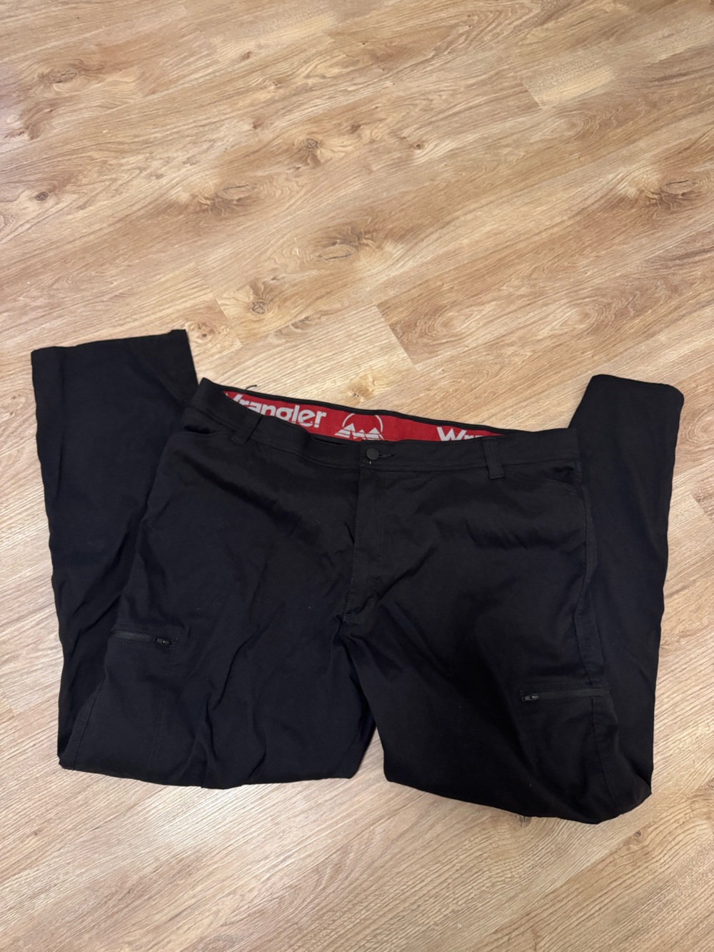 42x30  Wrangler Black Men's Khakis